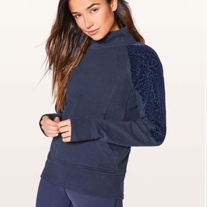 Lululemon navy blue sweatshirt